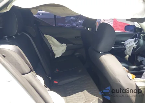 2021 Nissan Kicks Sv Xtronic Cvt из США, поврежденный, VIN 3N1CP5CV7ML524397